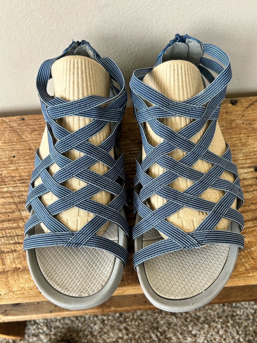 Beartraps Samina Comfort Blue Open Toe Size 7 Women’s Sandals Shoes Gladiator